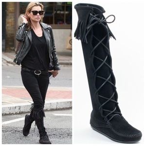 Minnetonka Fringe Moccasins, black, size 10